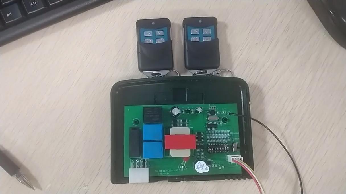 电动门遥控系统完全指南 遥控器与控制器详解